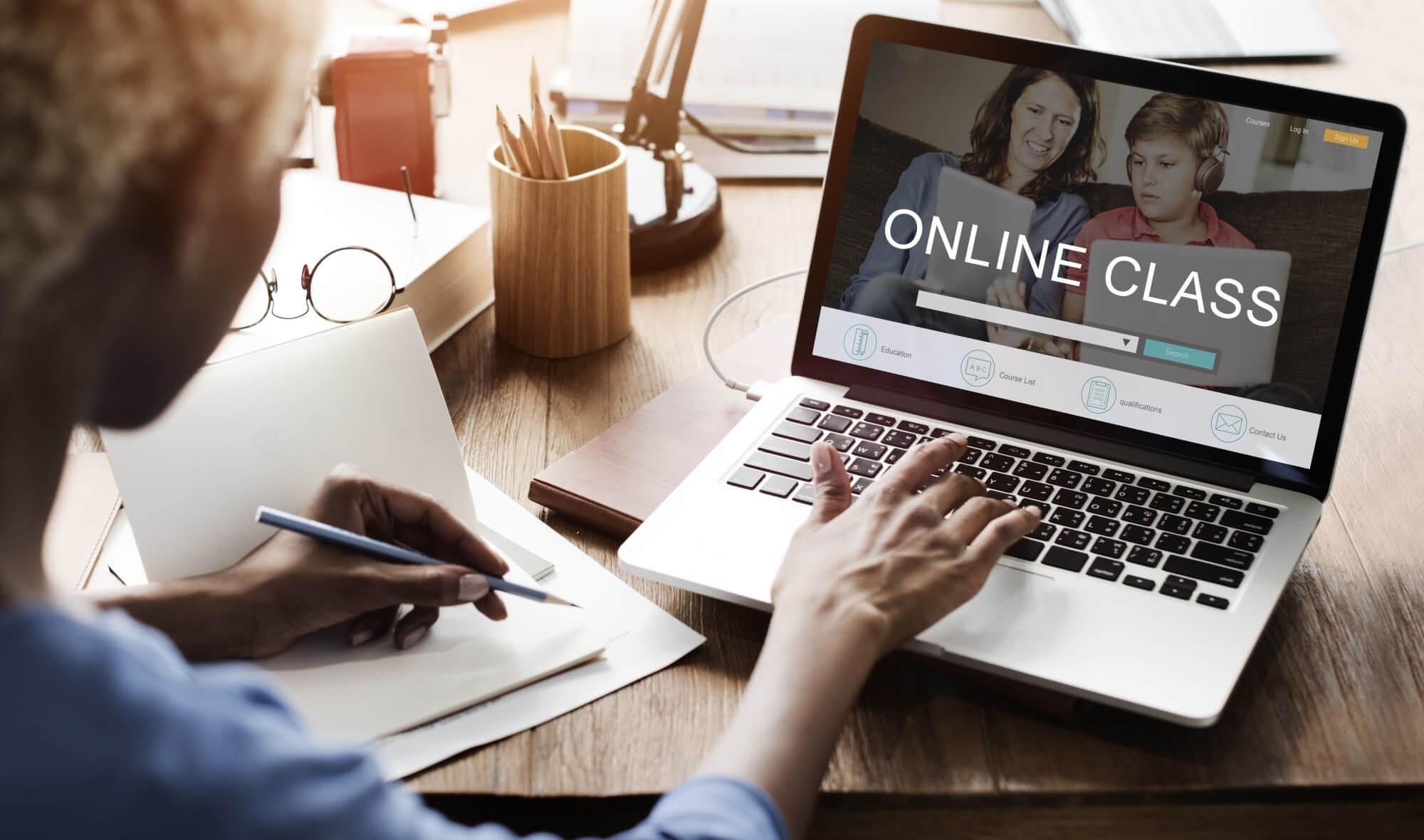 Benefits of Learning Online for Technology Professionals